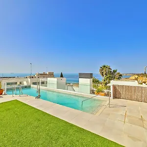 Oceanfront Duplex With A Rooftop Pool And Terrace Apartment