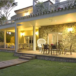 De Lujo Con Jardines Y Piscina Villa